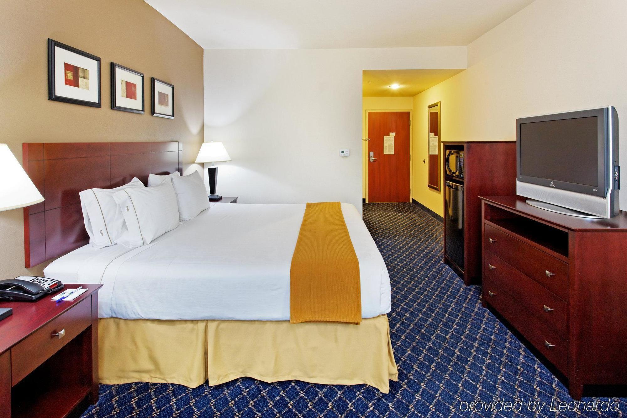 Hotel Express & By Ihg Cookeville