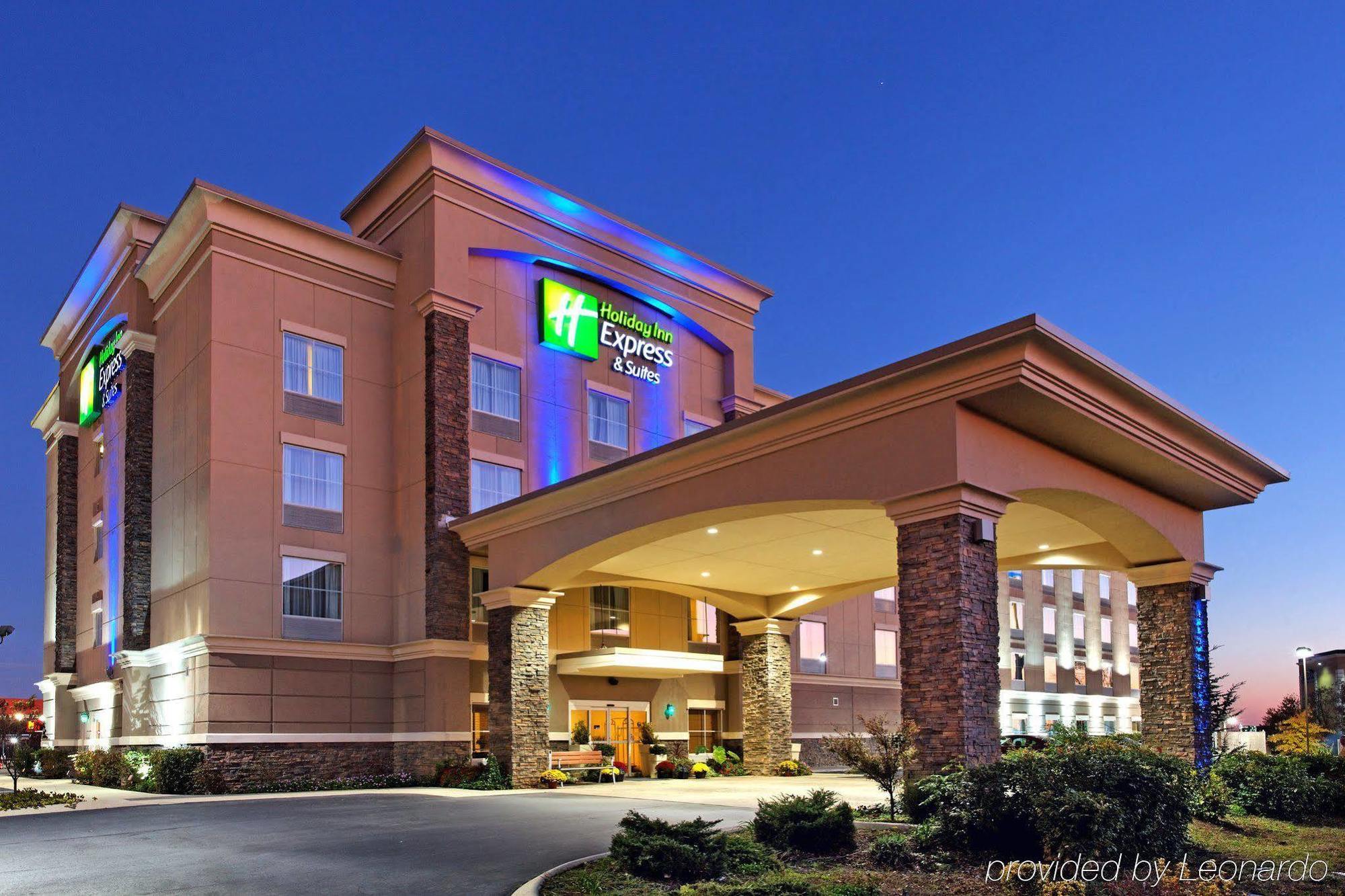 Express & By Ihg Hotel 2*